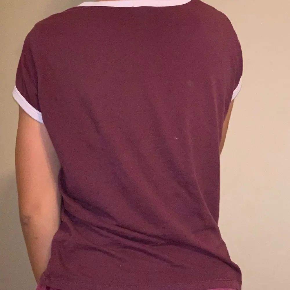 Cute Logo Tee - Picture 2 of 2